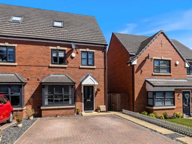 House for sale in Chapeltown, South Yorkshire
