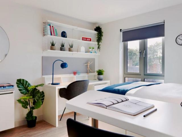 Studio for rent in Claypath, Durham
