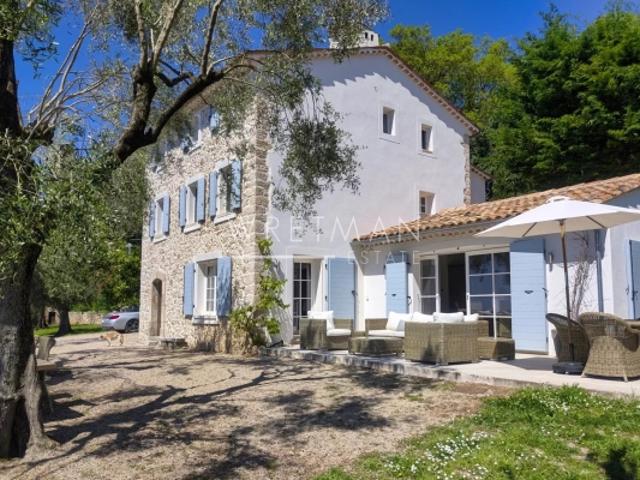 Maison vente à Grasse, Cabris