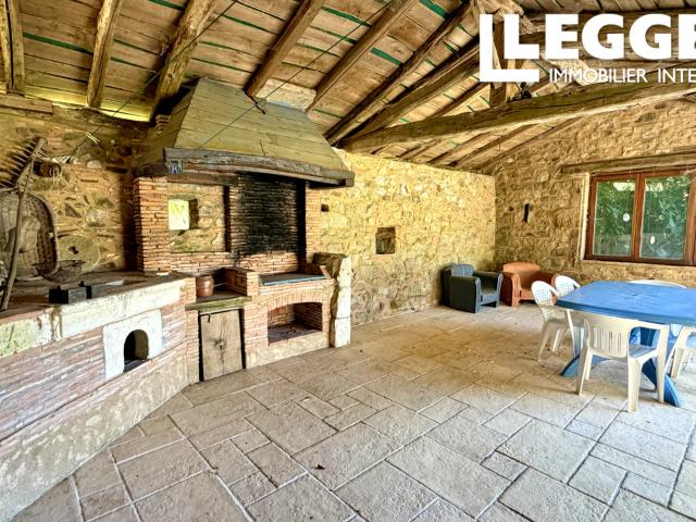 Maison vente à Confolens, Mazerolles