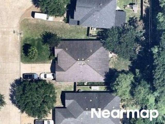 House for sale in Pinehurst, Texas