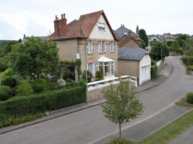 Maison vente à Château-Chinon (Ville), Saint-honoré-les-bains