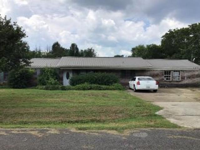House for sale in Scottsboro