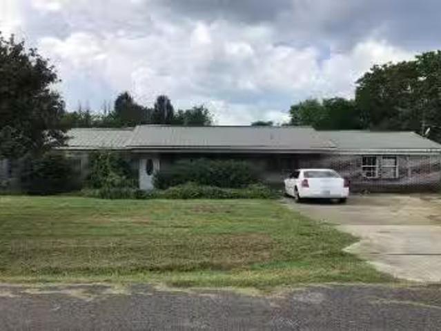 House for sale in Scottsboro