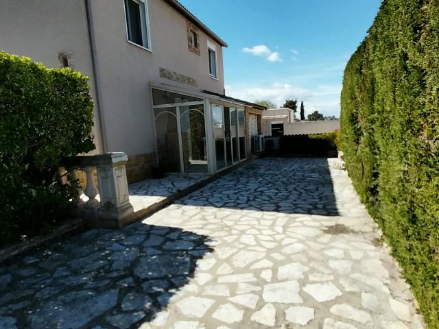 Maison vente à Narbonne, Vinassan