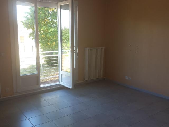 Maison location à Charolles, Curdin