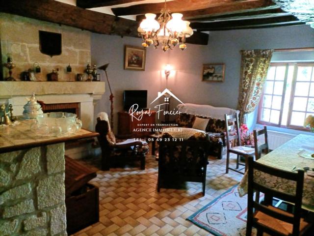 Maison vente à Loches, Barrou