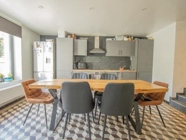 Maison location à Solre-sur-sambre, Wallonie