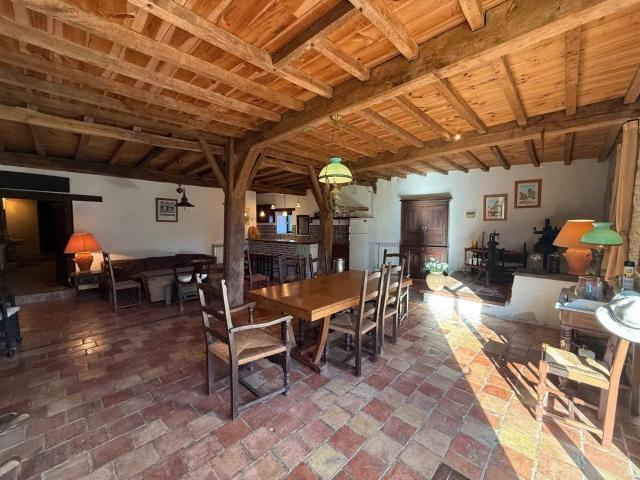 Maison vente à Oloron-Sainte-Marie, Navarrenx