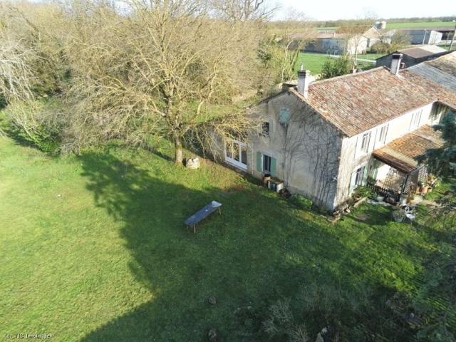 Maison vente à Confolens, Villefagnan