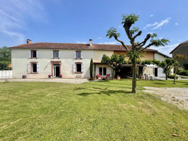 Maison vente à Tarbes, Vic-en-bigorre