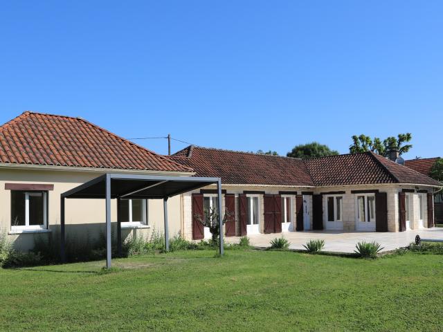 Maison vente à Gourdon, Bétaille