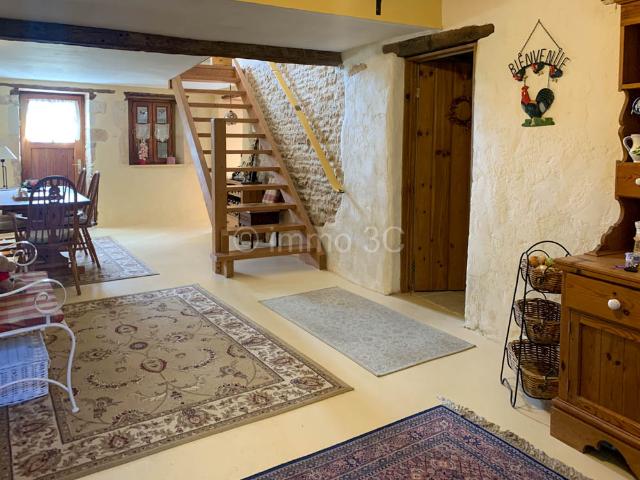 Maison vente à Niort, Lezay