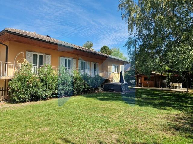 Einfamilienhaus mieten in Gland, Waadt