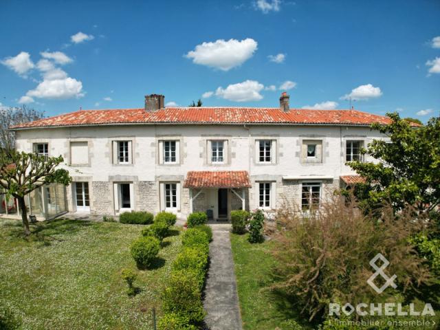 Maison vente à Saint-Jean-d'Angély, Poursay-garnaud
