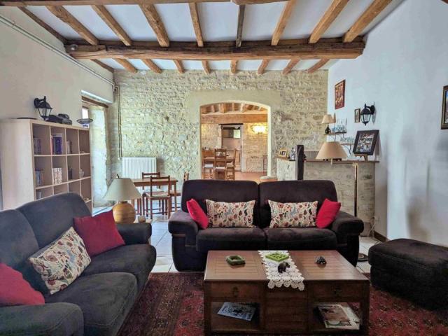 Maison vente à Auxerre, Cravant