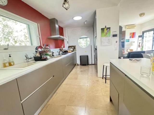 Maison vente à Nîmes, Gard