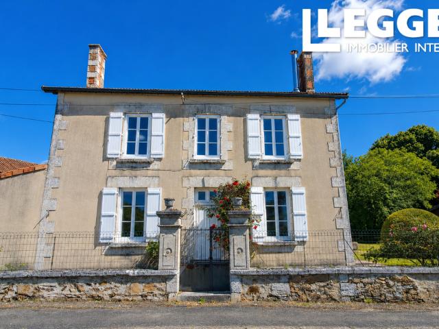 Maison vente à Confolens, Massignac