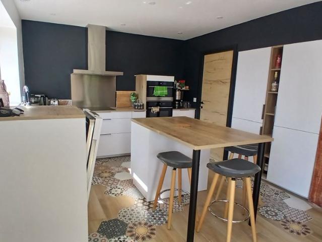 Maison location à Tournon-sur-Rhône, Auvergne-Rhône-Alpes