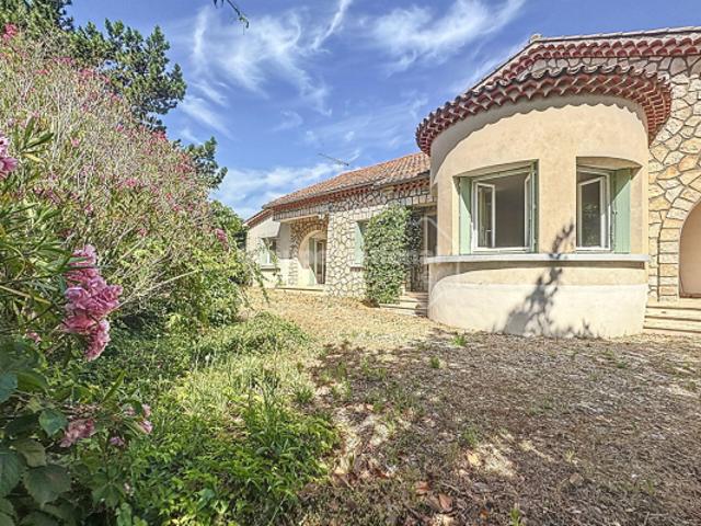 Maison vente à Apt, Cheval-blanc