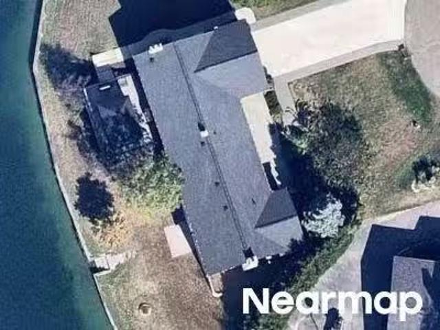 House for sale in Utica