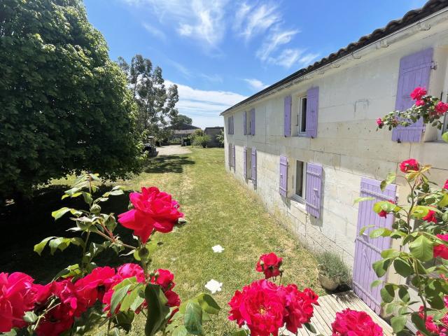 Maison vente à Saintes, Nieul-lès-saintes