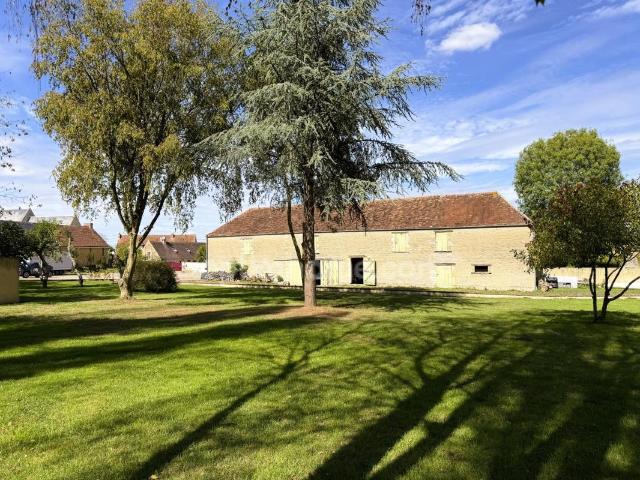 Maison vente à Lisieux, Hiéville