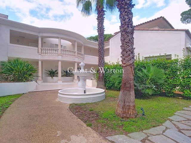 Appartement vente à Arrondissement de Draguignan, Saint-raphaël