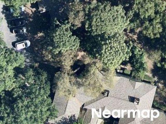 Condo for sale in Lakecrest Condominiums, Jacksonville