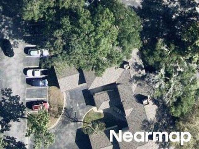 Condo for sale in Lakecrest Condominiums, Jacksonville