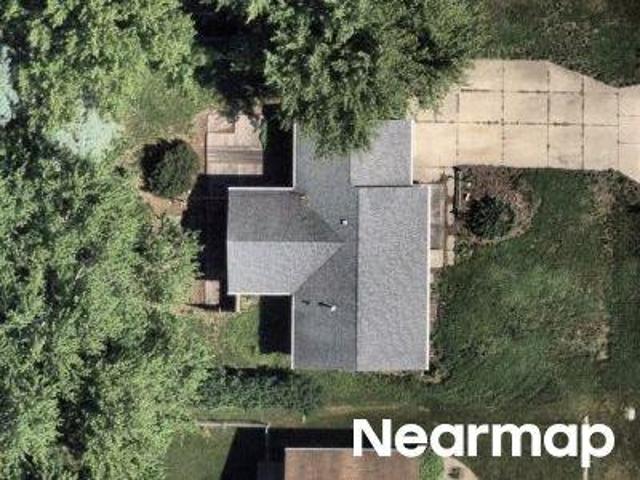 House for sale in Waterloo, Iowa