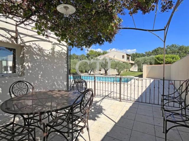 Maison vente à Carpentras, Le Barroux