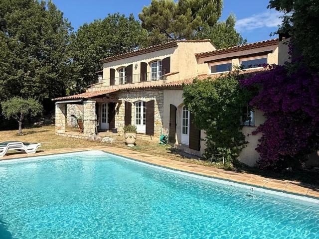 Maison vente à Grasse, Châteauneuf-grasse