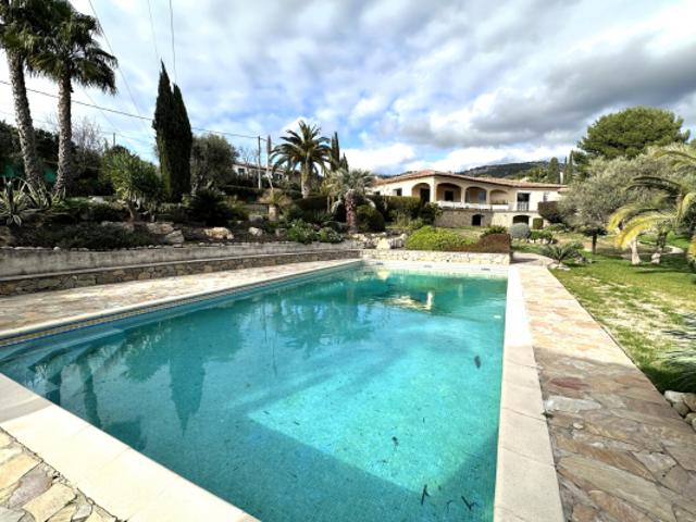 Maison vente à Arrondissement de Toulon, Ollioules