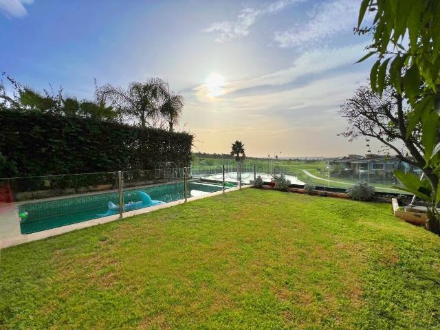 Villa vente à Bouskoura, Gharb-Chrarda-Beni Hssen