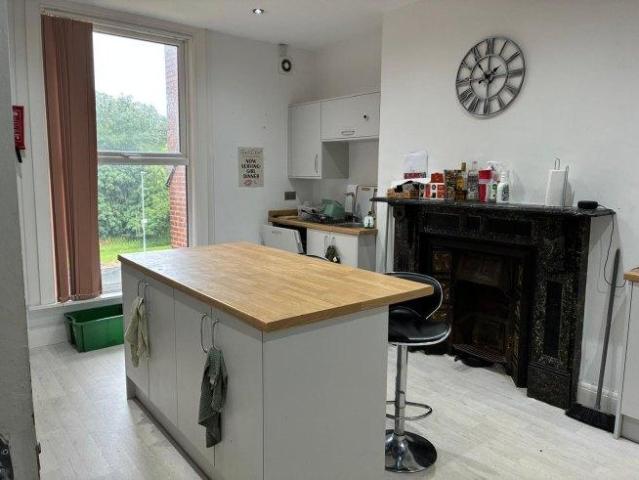 House for rent in Hyde Park, West Yorkshire