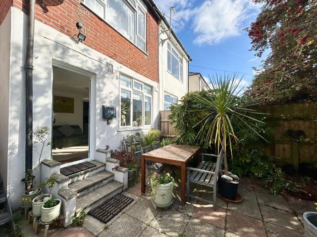 Apartment for rent in Wick, Bournemouth