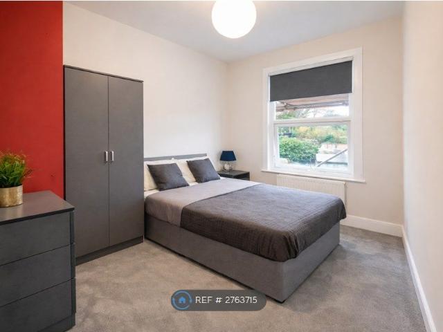 Room for rent in California, Key Street