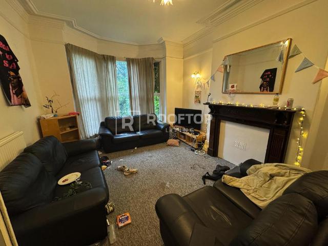 House for rent in Hyde Park, West Yorkshire