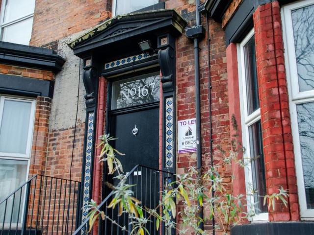 House for rent in Hyde Park, West Yorkshire