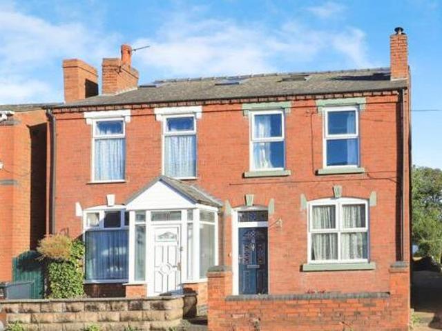 House for sale in Stourbridge, West Midlands