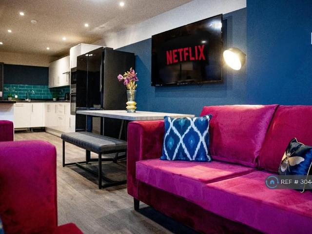 House for rent in Buckley Wells, Bury