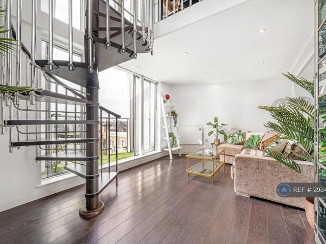 Apartment for rent in Brixton, Greater London