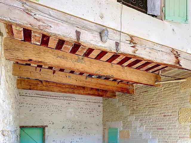 Maison vente à Nîmes, Bellegarde