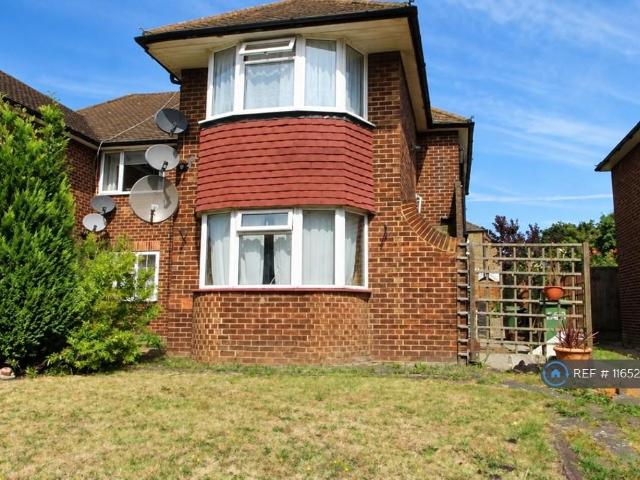 Apartment for rent in Falconwood, Greater London