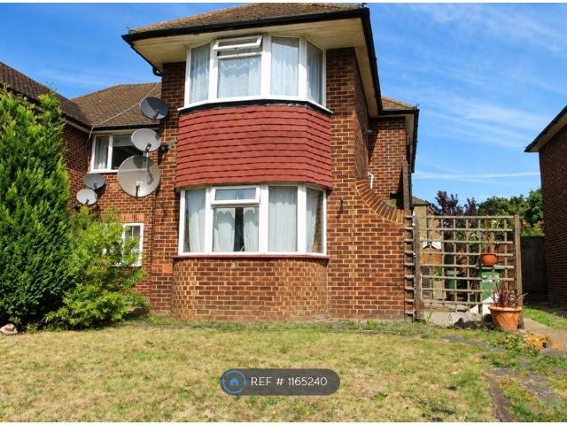 House for rent in Falconwood, Greater London