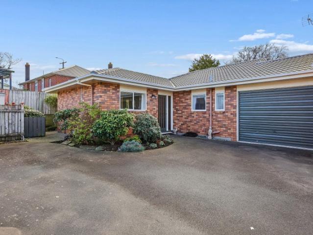House for rent in Otakou