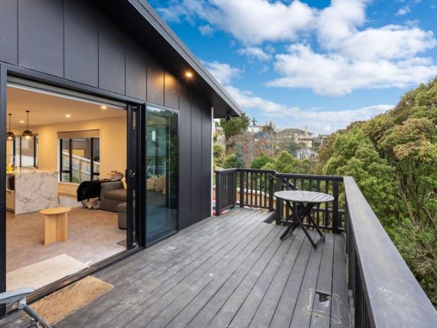 House for rent in Otakou