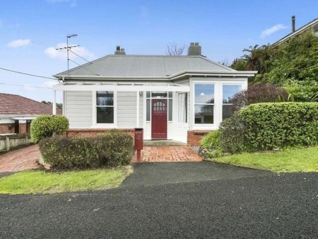 House for rent in Otakou