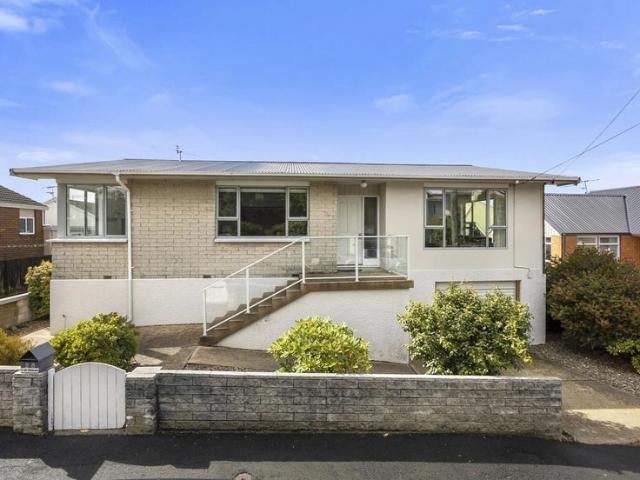 House for rent in Otakou